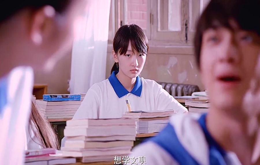 高中同桌会在一起吗高中同桌的缘分，我们是否会再次相遇？